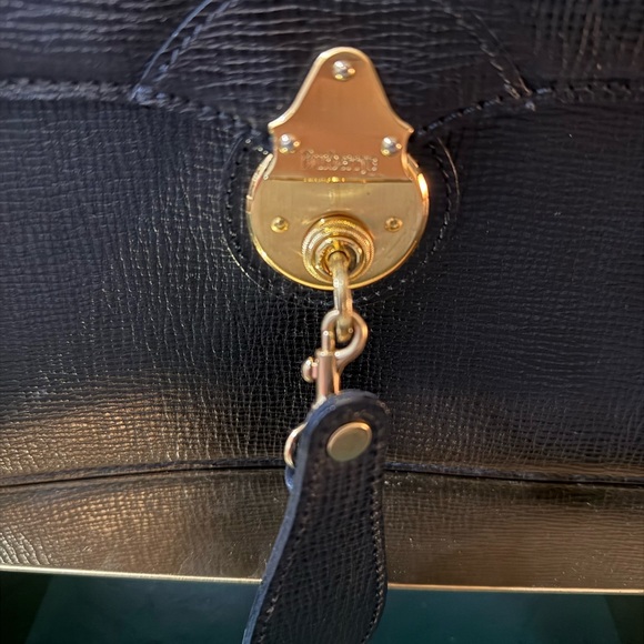 Burberry Leather Clutch with lock & key **VINTAGE** - Picture 12 of 14